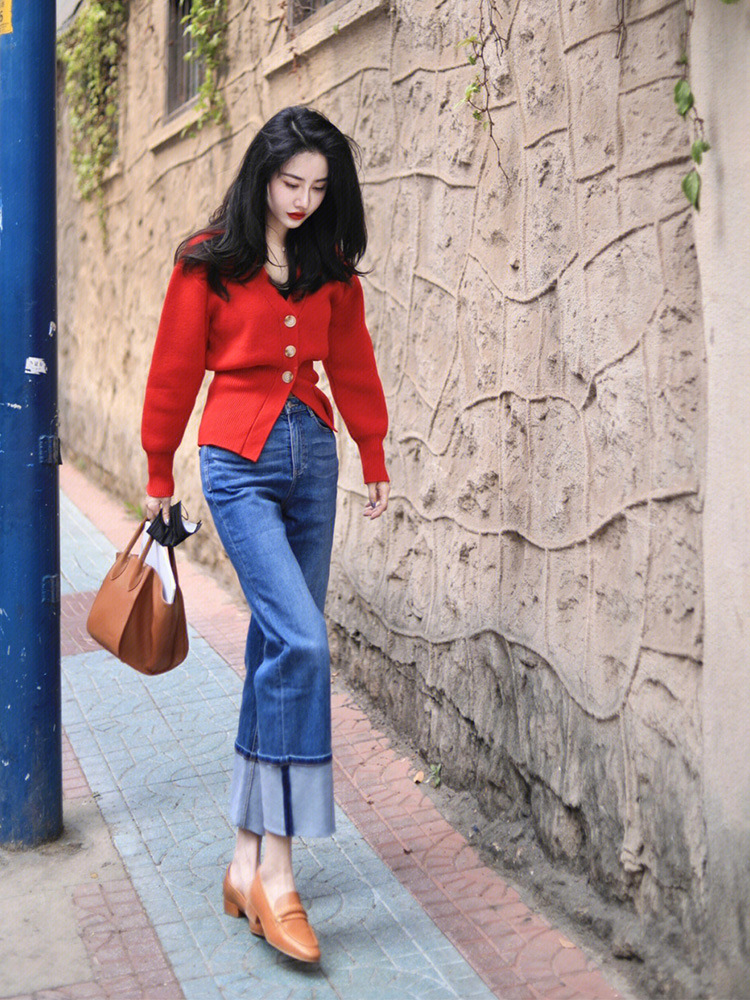 Red short retro Japanese cardigan