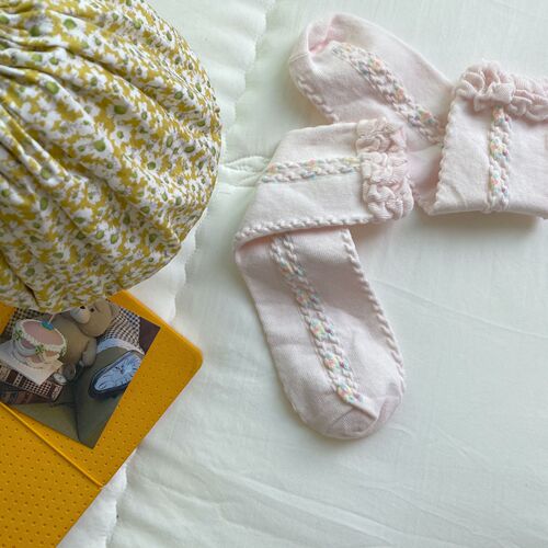 Japanese-style sock for girls, summer new small flower JK mid-calf cabled Lolita-style white school girl socks