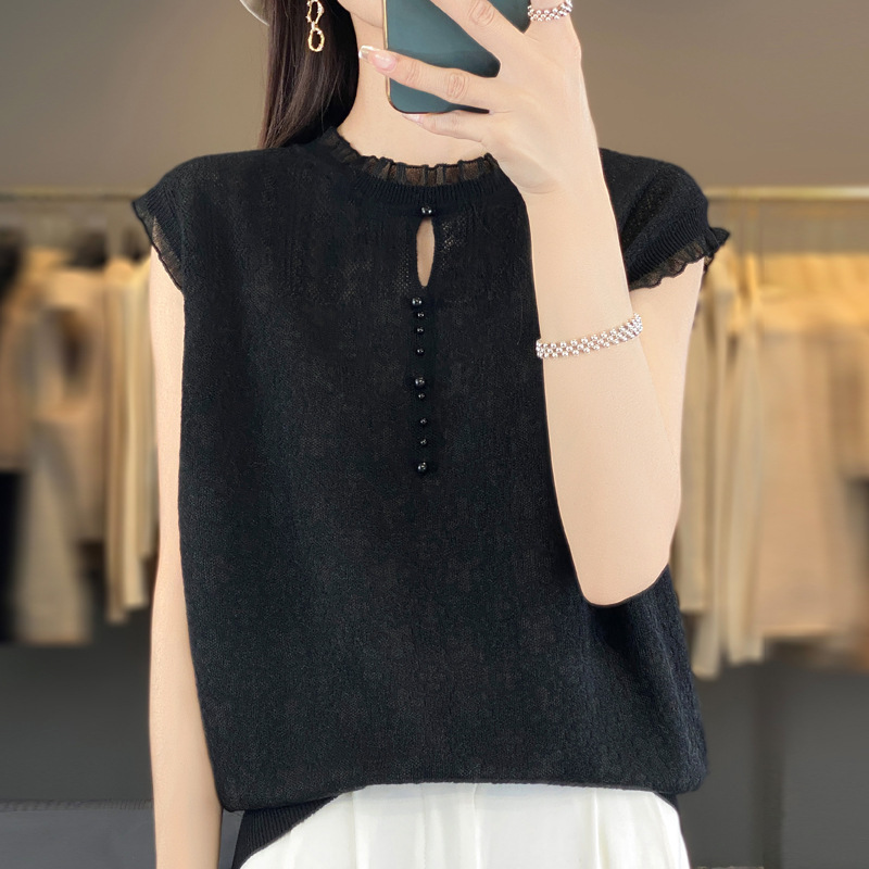 Cute spring summer lace vest with a round collar
