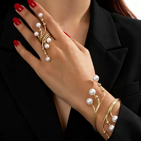 European and American Cross-Border Fashion Minimalist Geometric Pearl Winding Line Ring and Bracelet Set for Women with Unique and Bold Style