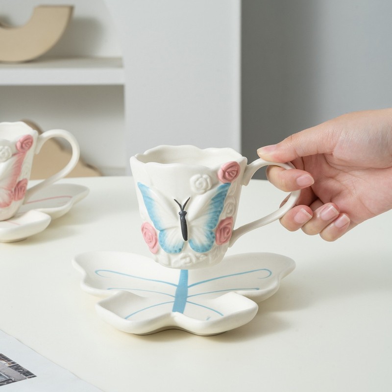 Ins風新商品ネット紅高颜値創意手つまみ手描き蝶家庭用陶磁器コーヒーカップ水杯|undefined