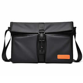 新款街头小包男潮流休闲斜挎包百搭时尚邮差包潮流极简单肩包定制