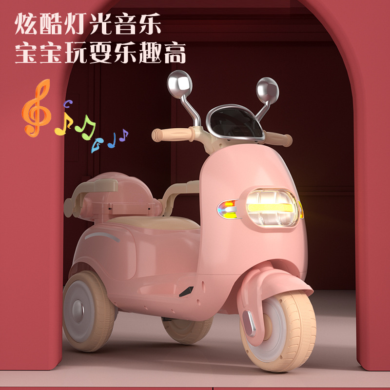 El triciclo eléctrico de la motocicleta de los nuevos niños con la barandilla se puede utilizar para el lote recargable doble del coche de la batería 1-3-6 años