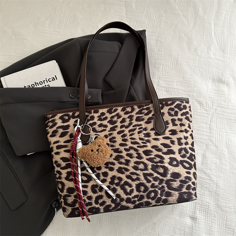 2024 nuevo otoño y invierno de gran capacidad de transporte de hombro relajado bolso de brazo retro moda leopardo bolso de mujer