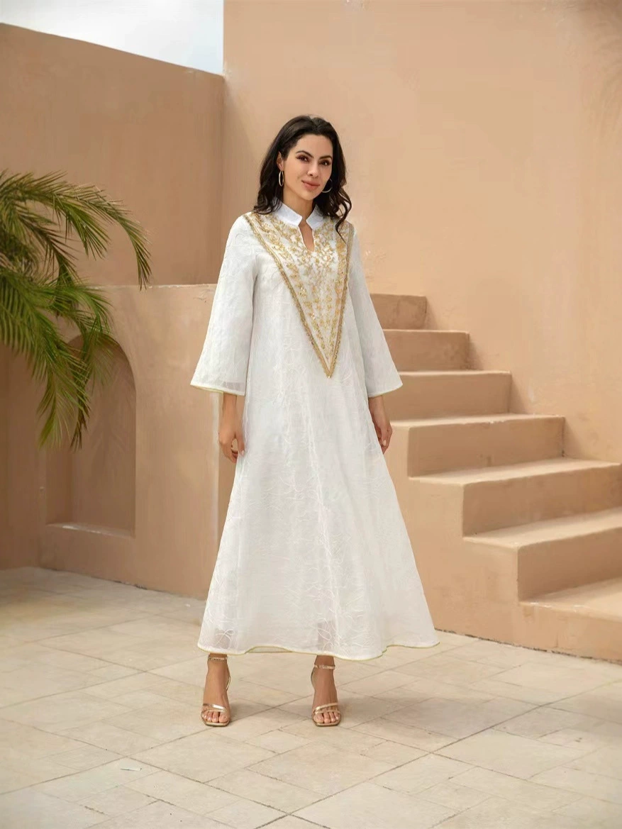 (-border торговля) loose dress, with embroidery, oversize