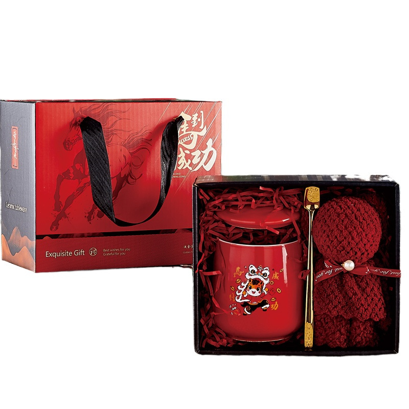 Juego de regalo de taza de cerámica con tapa y cuchara, caja de regalo personalizada para el Año de la Serpiente, creativo