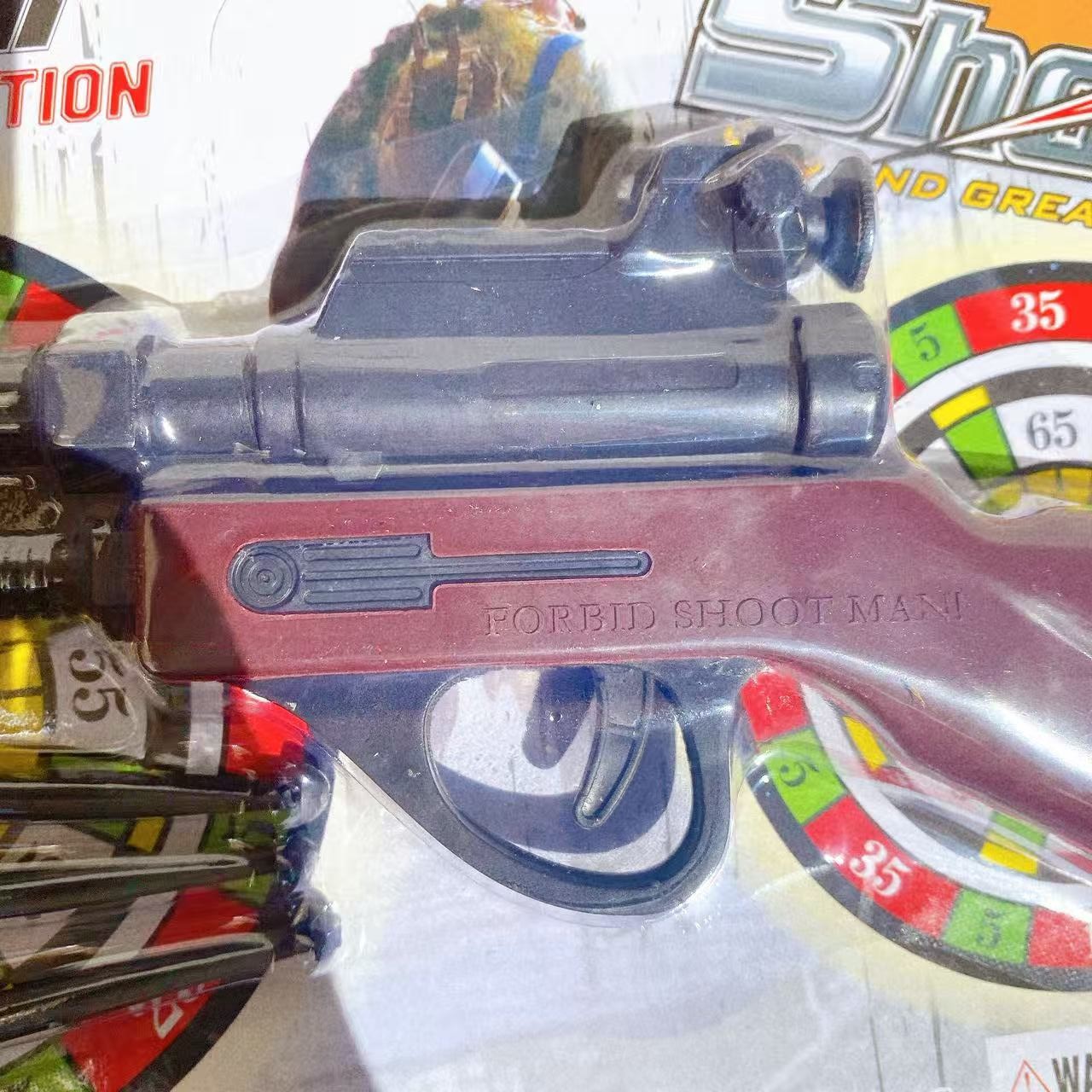 Nuevos juegos de juguetes para niños para jugar con pistolas de succión de plástico 2 juguetes de plástico de dibujos animados coloridos al por mayor