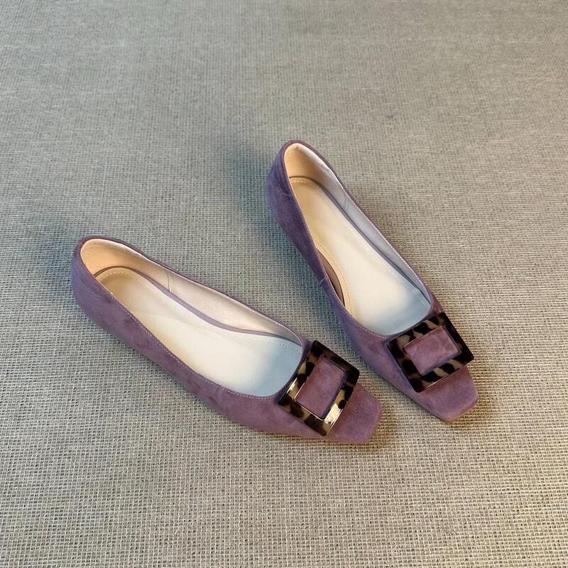 Square-toed shallow single shoes for women, suede leather square buckle flat shoes, versatile for commuting and professional wear Square-toed shallow single shoes for women, suede leather square buckle flat shoes, versatile for commuting and professional wear