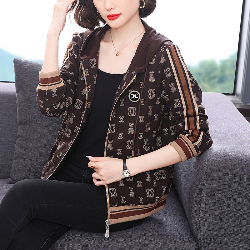 2022 new western style middle-aged women's casual top printed hooded long sleeve autumn and winter coat for women