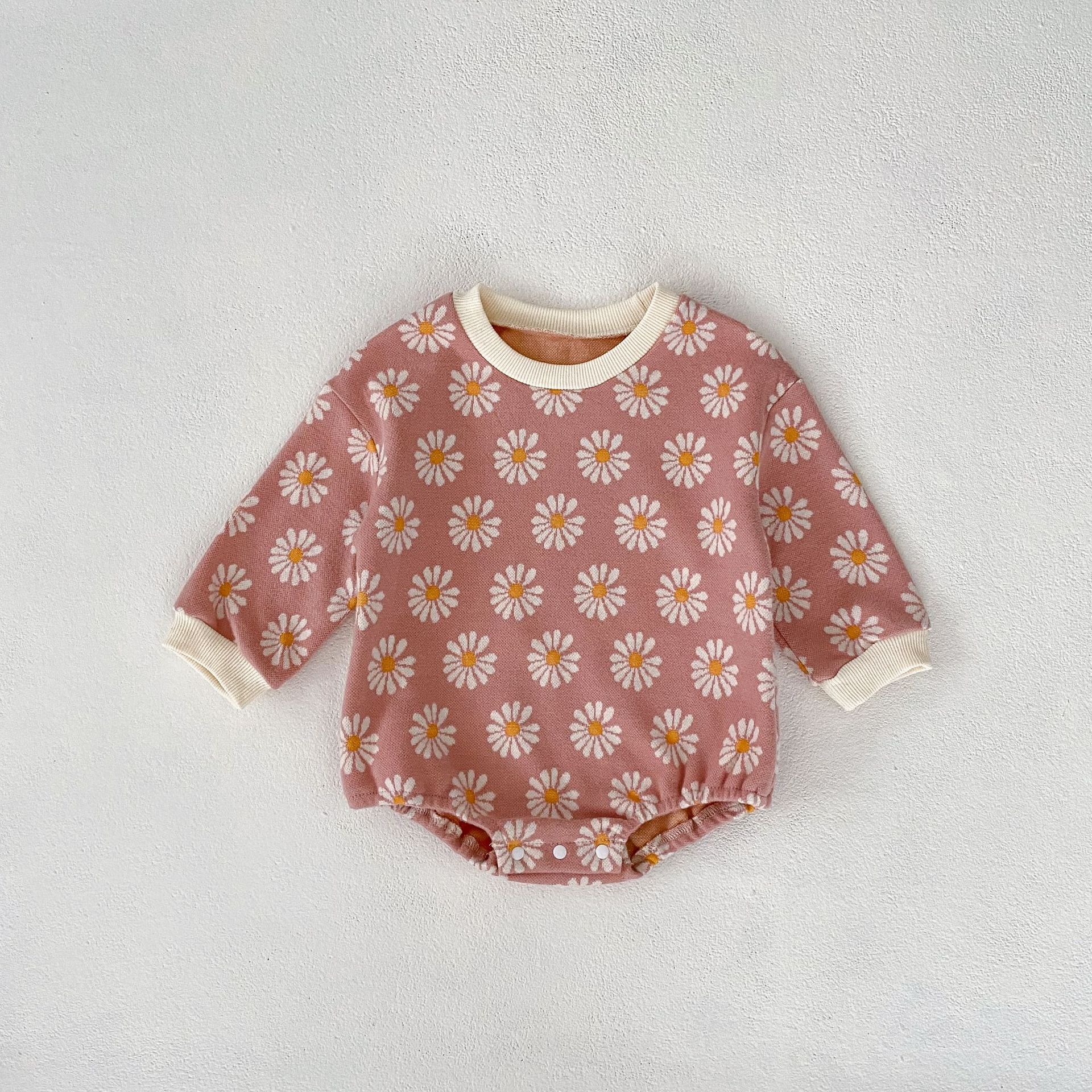 Ins 2024 autumn clothing for infants, young children, girls, babies, fresh flowers, jacquard long sleeved crawling_voghion.com
