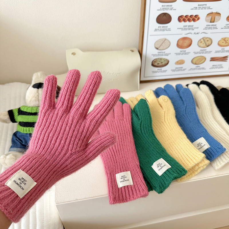 Guantes de mujer etiqueta de color caliente material opcional etiquetado guantes de punto de lana personalizados fábrica de fuente