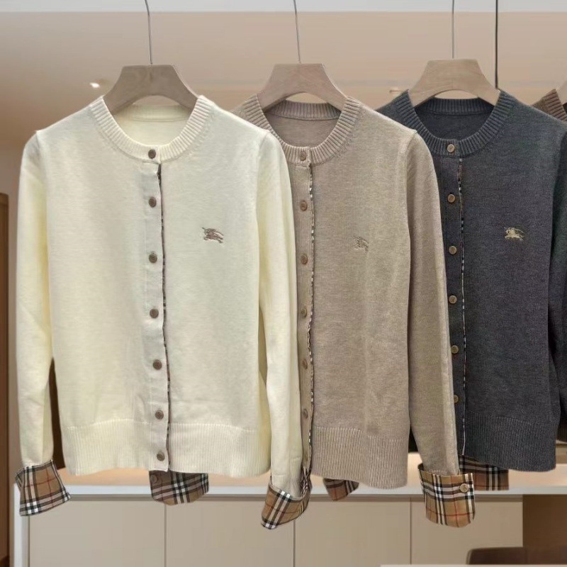 2026 Autumn/Winter College Style Long Sleeve Plaid Patchwork Knit Cardigan for Women, Korean Style Round Neck Embroidered Top Coat moco