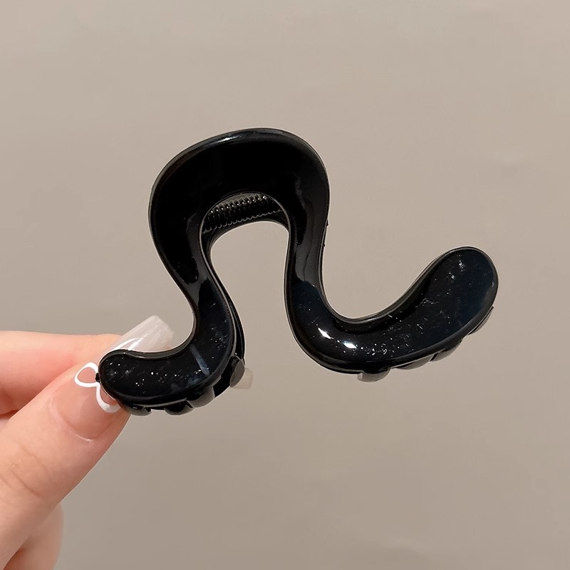 Color curry retro clip de agarre geométrico para mujeres 2025 nuevo clip de tiburón de cabello pequeño clip de cabello de medio atado clip de cabello