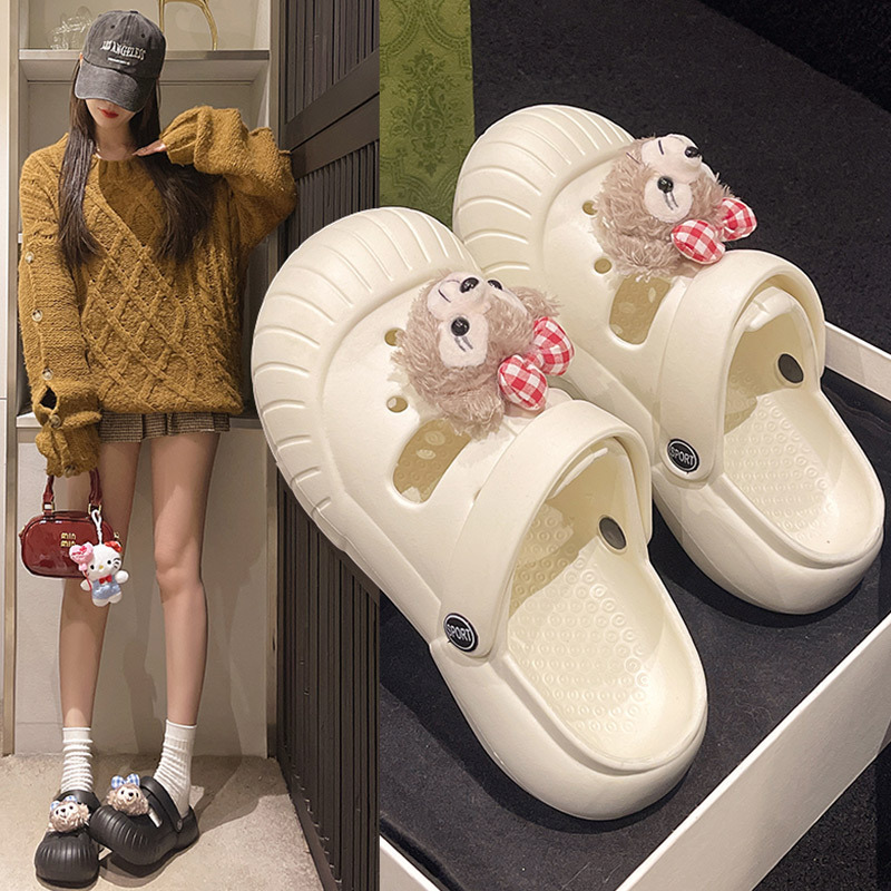 2025 Summer New Thick Sole Cave Shoes Women's Cartoon Doll Outer Wear Cute Internet Red Style EVA Toe Drag Wholesale