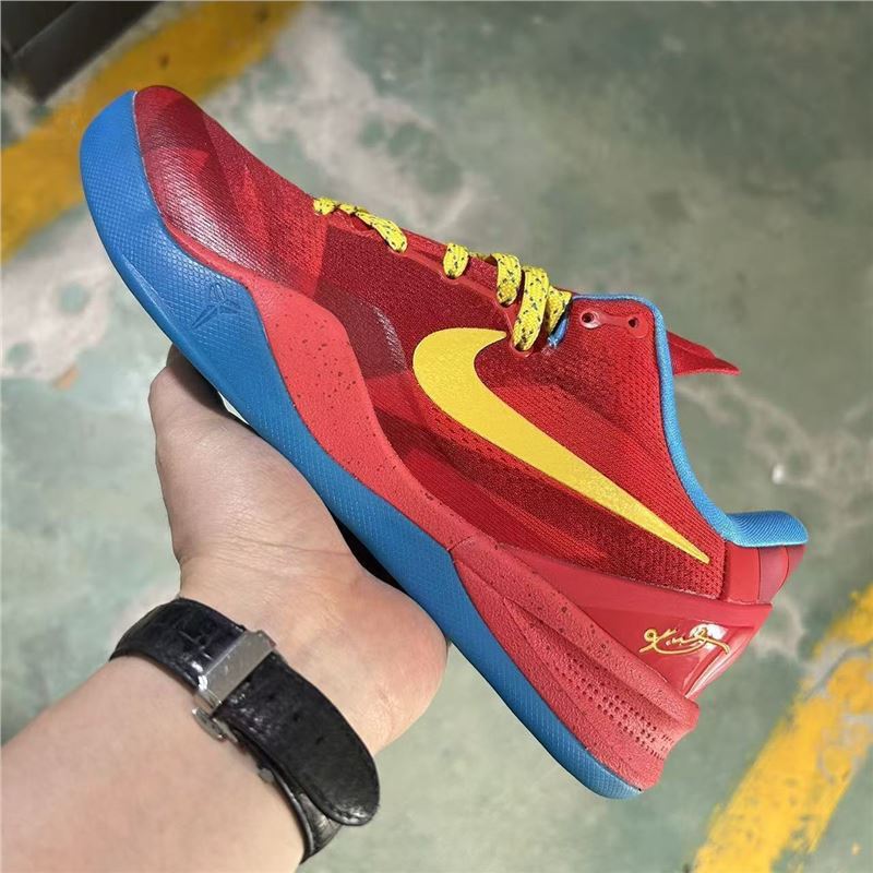 Kobe 8 Basketball Shoes from Putian, Kobe8 Air Cushion Carbon Plate Year of the Horse Limited Edition, Wear-Resistant, Non-Slip, Breathable Low-Top Sports Shoes Kobe 8 Basketball Shoes from Putian, Kobe8 Air Cushion Carbon Plate Year of the Horse Limited Edition, Wear-Resistant, Non-Slip, Breathable Low-Top Sports Shoes
