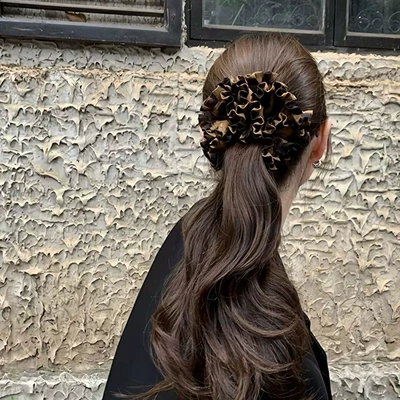 Leopard Hydrangea Hair Tie ~: Saç üçün rezinlər