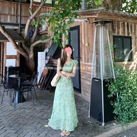 绿色碎花连衣裙子女夏季2026新款夏日绝美出游穿搭海边度假风长裙