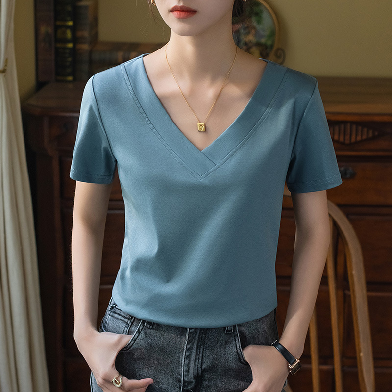Camiseta de manga corta de algodón mercerizado con tacto helado para mujer, nueva colección de ropa femenina para el verano de 2025, camiseta de algodón puro con cuello en V de borde ancho, top elegante que realza la figura. image 10