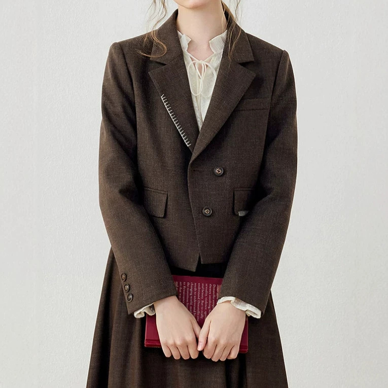 KB Women's Clothing 2026 Autumn New Commuting Retro Color-Block Shell Embroidery Women's Loose Short Blazer KB Women's Clothing 2026 Autumn New Commuting Retro Color-Block Shell Embroidery Women's Loose Short Blazer