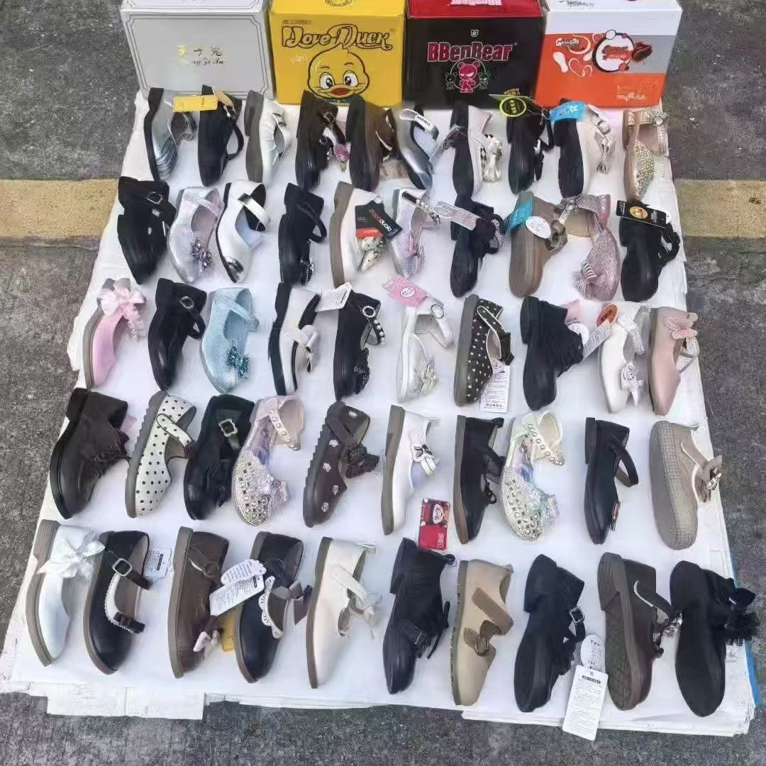 女童皮鞋英伦风演出鞋2025春秋新款儿童公主单鞋学生鞋库存尾货