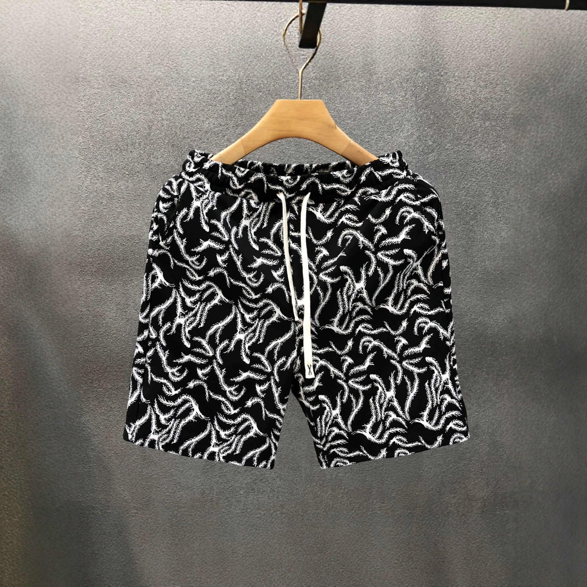 Men's Summer Floral Print High-Waist Loose Fit Five-Point Shorts Trendy Fashionable Retro Style For Casual Beach Wear_viptrois.com