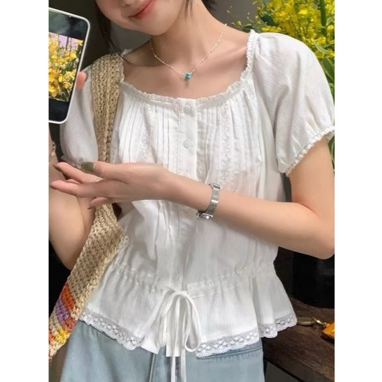 French-Style Pleated Design Lace-Trimmed Short-Sleeve Shirt for Women, New Summer Style with Puff Sleeves, Waist-Cinching Top for Petite Figures French-Style Pleated Design Lace-Trimmed Short-Sleeve Shirt for Women, New Summer Style with Puff Sleeves, Waist-Cinching Top for Petite Figures