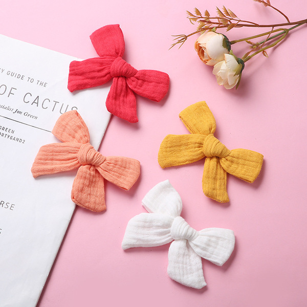 Cotton children's hairgrip with bow