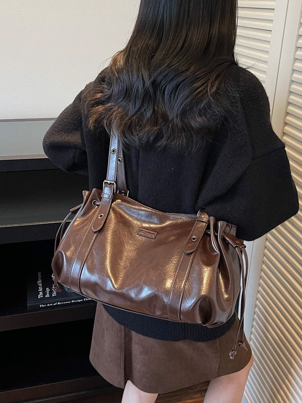 Bolso de gran capacidad para mujeres 2025, nuevo cross-border retro mochila de hombro de textura superior, bolsa de transporte de ocio