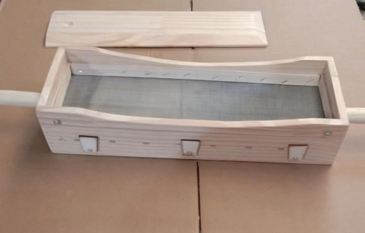 Portable Wooden Moxibustion Box for Waist and Abdomen with Sliding Arc Lid 16 Needle Columns for Adults key features