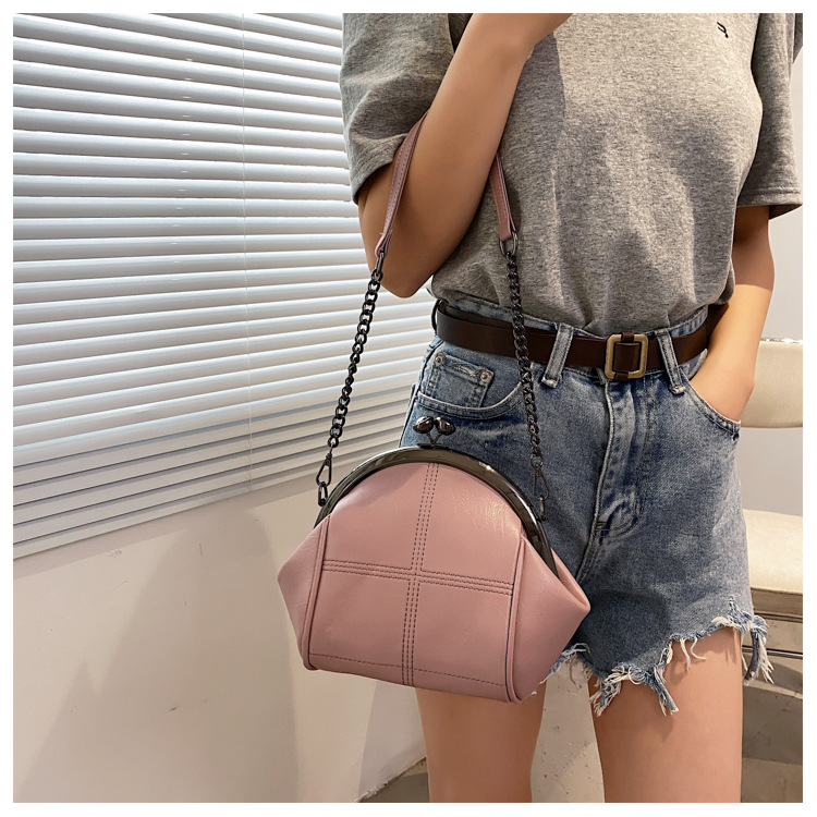 New Solid Color Simple Shell Bag Large Capacity Handheld Zero Wallet Fashion Chain Diagonal Cross Shoulder Phone Bag_voghion.com