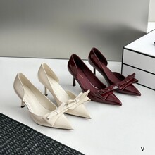 �W��վŮЬ26���r�к����Yܛ�pɫţ��Ƥ���^�\���пռ��и߸���Ь