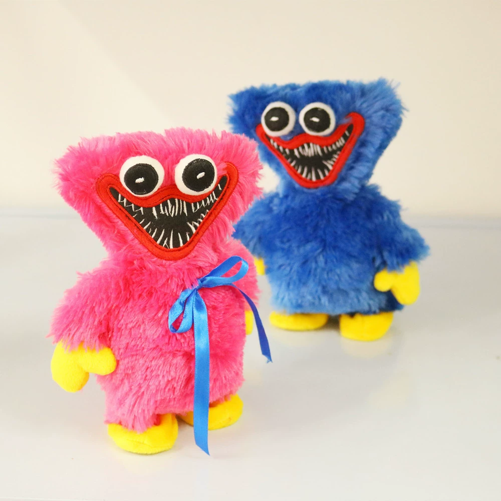 Мягкая игрушка (Poppy Playtime) Huggy Wuggy, с батарейным ходом, 20×12×9 см, фуксия/синий