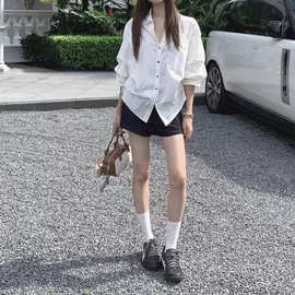 韩版时尚气质泡泡袖收腰白色翻领衬衫女夏季感上衣