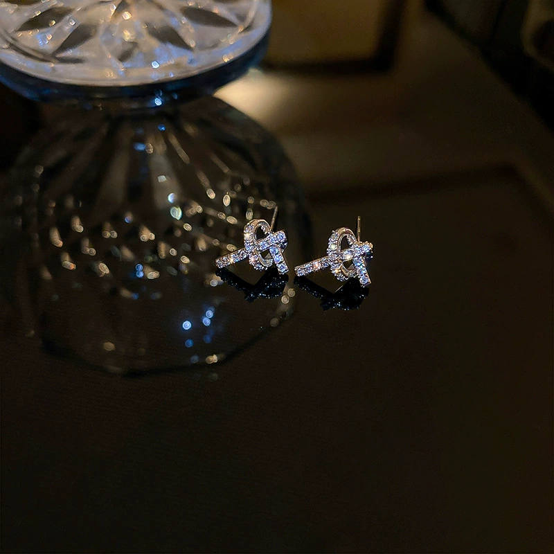 Серебряная игла, циркон, серебряные серьги, широкий цветовой диапазон, простой и элегантный дизайн