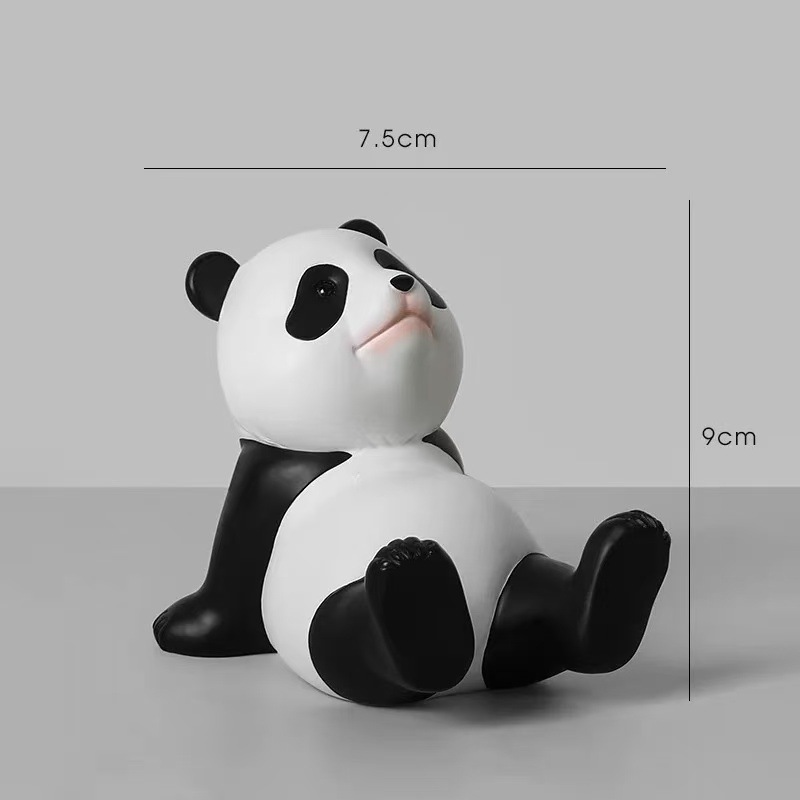 Panda [sitting]