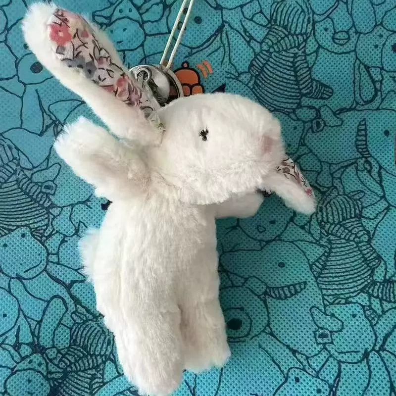 Cotton pendant, tennis rabbit