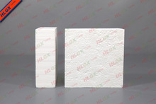 硅酸鈣板(簡稱硅鈣板)又名無石棉硅鈣板、微孔硅酸鈣板