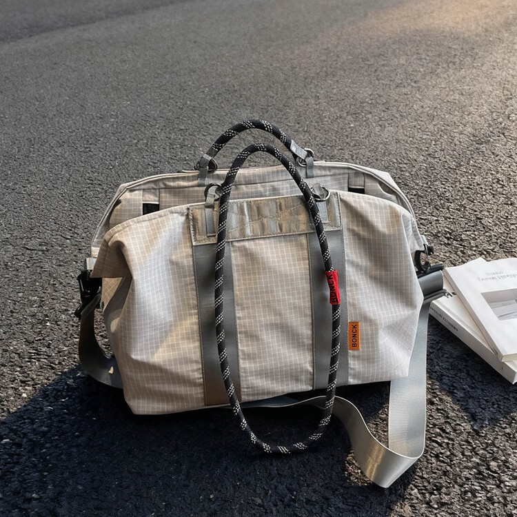Mountain-Style Rock Climbing Rope Nylon Plaid Large-Capacity Dry and Wet Separation Fitness Bag Outdoor Waterproof Portable Crossbody Travel Bag