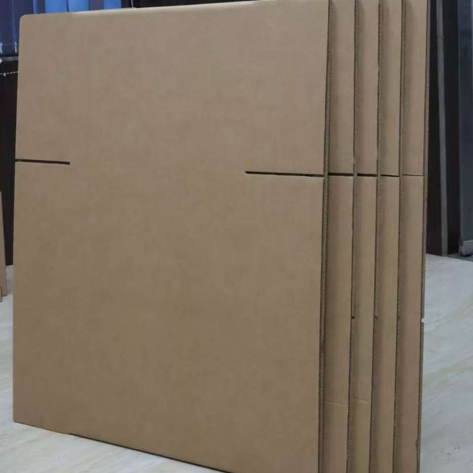 Entrega de la fábrica en el mismo día logística embalaje expreso cartón duro exportación calidad cinco capas corrugado 55*55*55cm cartón