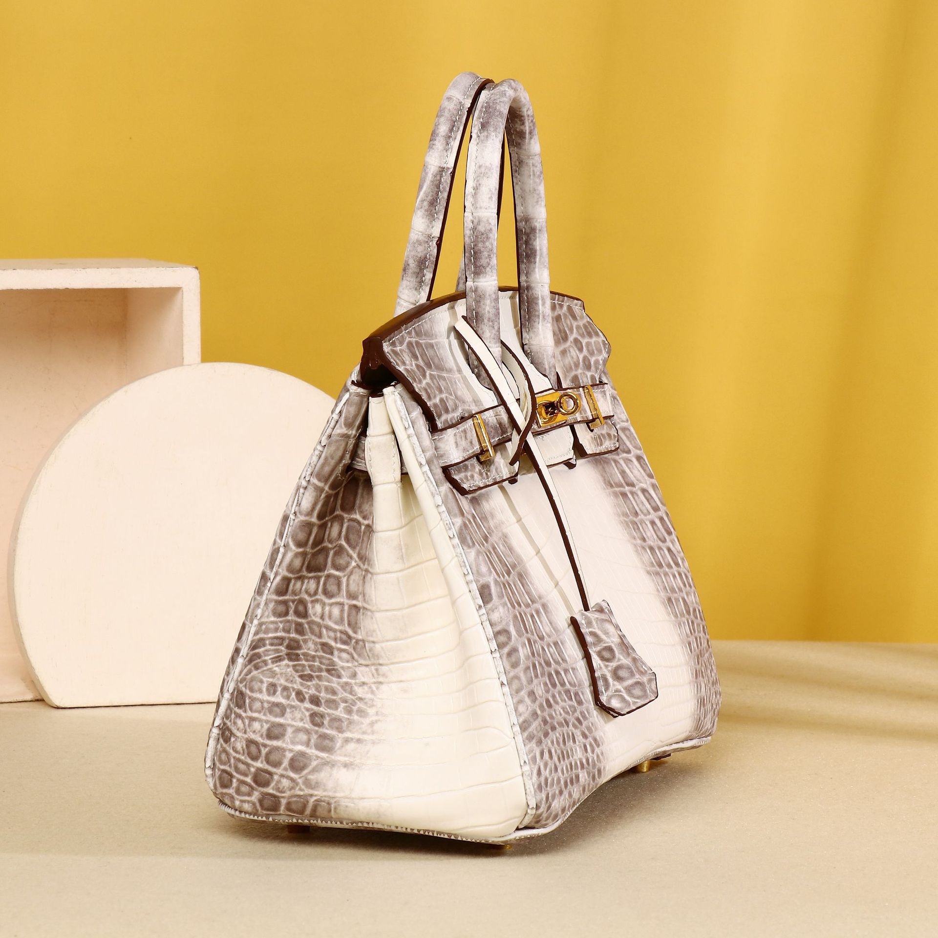Túi xách tay nữ da PU cao cấp họa tiết vảy cá sấu phong cách Hermes Birkin 25 cm — Trắng Himalaya