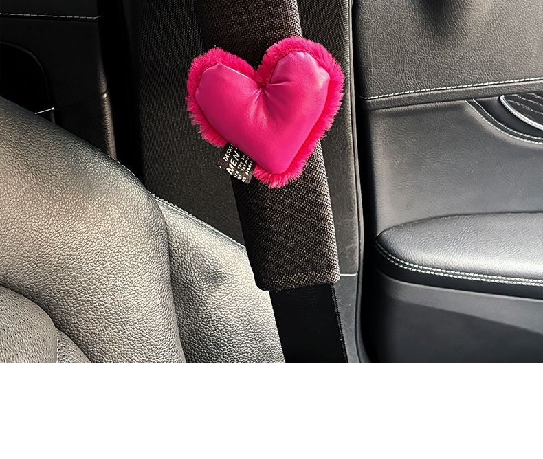 Car Seat Belt Shoulder Cover, Car High-End Sense, Universal Anti-Wear Clothing for All Seasons, Summer Heart Safety Belt Decoration