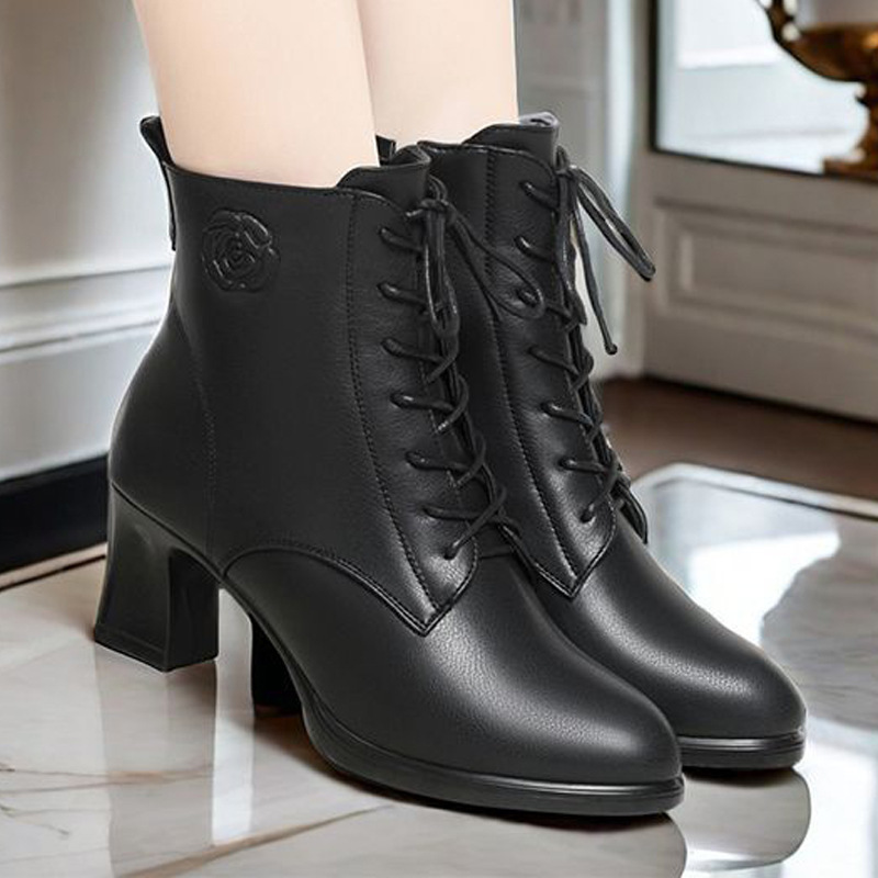 Wear-Resistant Martin Boots, Thick-Soled Leather Boots, Fleece-Lined Cotton Boots, Thickened Waterproof Platform Short Boots, New Chinese-Style Qipao Runway Boots Wear-Resistant Martin Boots, Thick-Soled Leather Boots, Fleece-Lined Cotton Boots, Thickened Waterproof Platform Short Boots, New Chinese-Style Qipao Runway Boots