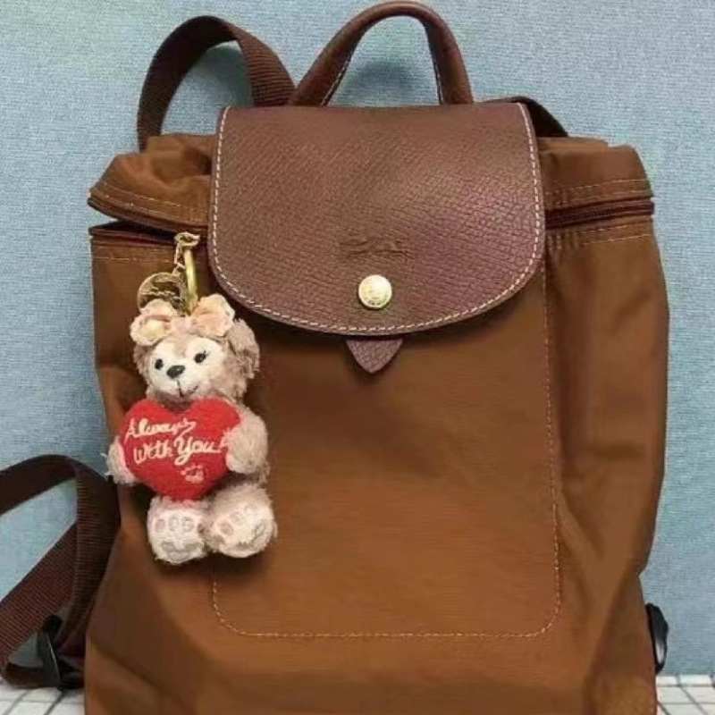 Classic cognac color shoulders