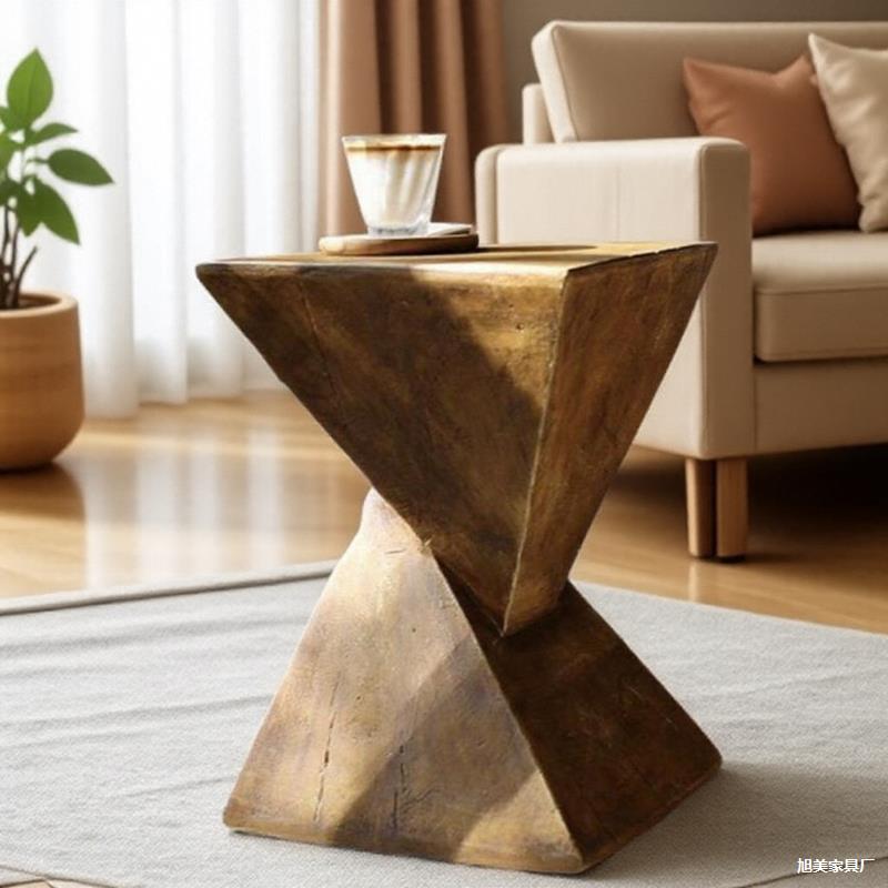 Nordic Minimalist Coffee Table Art Wabi-Sabi Style Corner Table Living Room Sofa Vintage Side Table Homestay Creative Bedroom Bedside Table