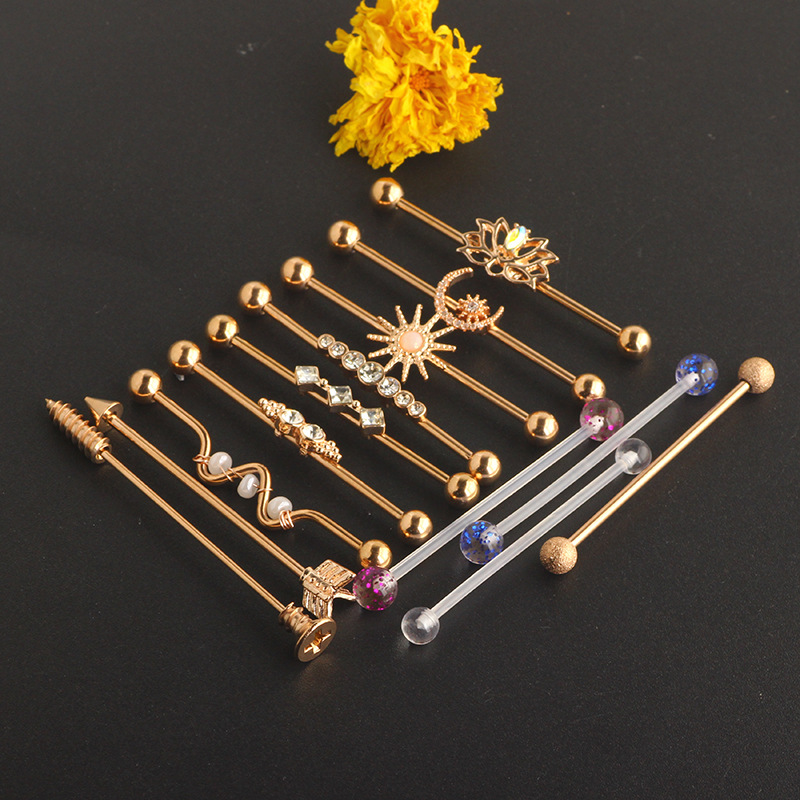 16G labret stud size and finish detail