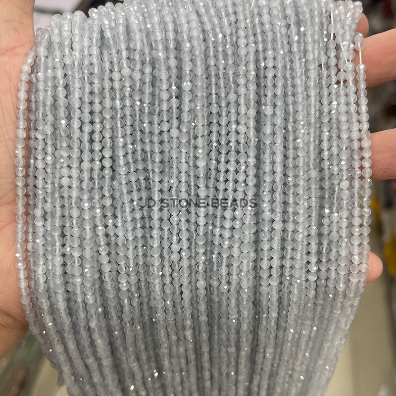 Silver-gray, cat's eye