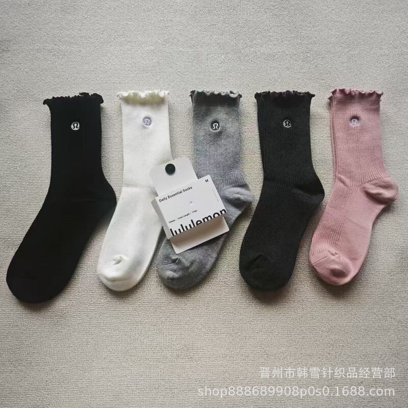 Lululemon mid-calf cotton socks for women, solid color, embroidered, ruffled, breathable, sweat-absorbent, versatile casual socks, new model wholesale