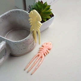 发夹;发簪;发梳头饰