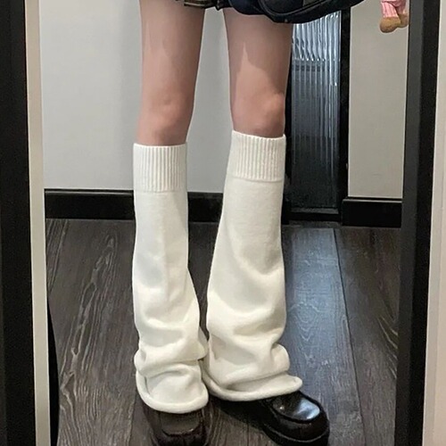 Japanese jk black and white knitted socks knee pads and calf piles to prevent cold and keep warm y2k women's spring autumn and winter ins trend