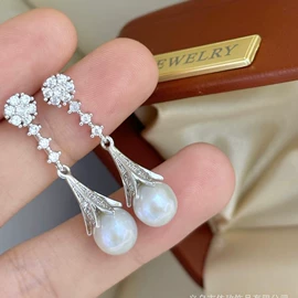 耳钉;项链;天然珍珠耳饰